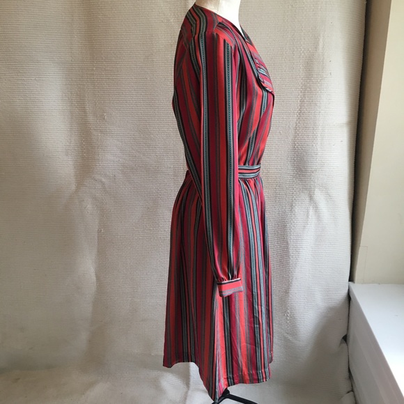 Vintage 70s Two Piece Dress Set Stripe Top & Skirt - Picture 4 of 8
